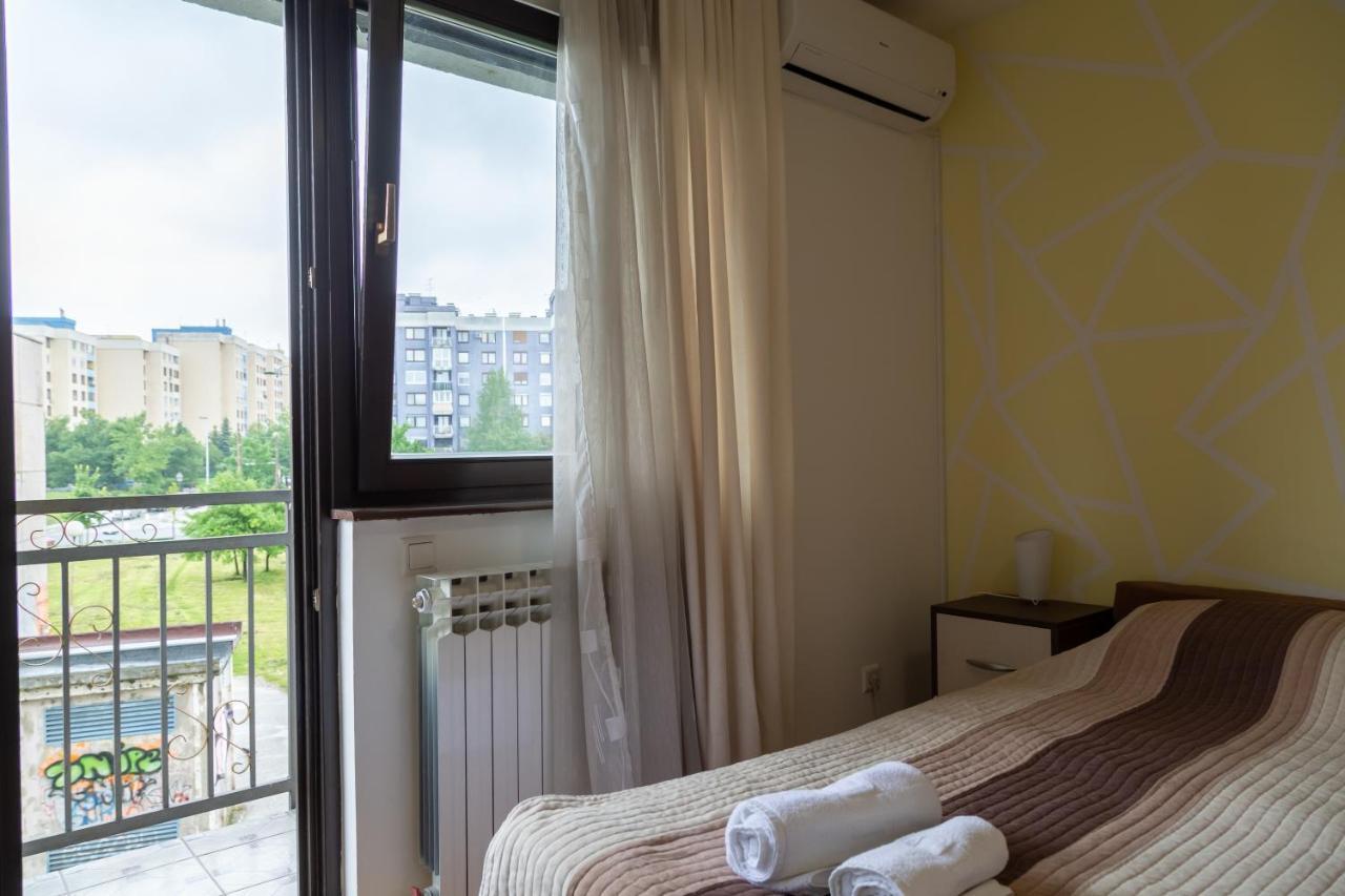 Sun Garden Sarajevoアパートホテル エクステリア 写真